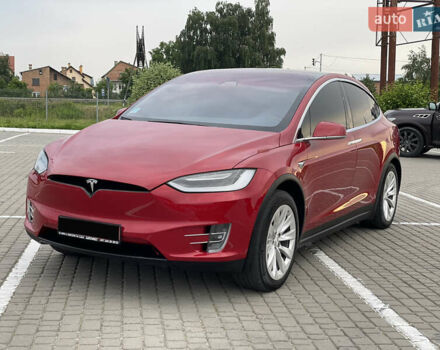 Красный Тесла Модель Х, объемом двигателя 0 л и пробегом 99 тыс. км за 30500 $, фото 57 на Automoto.ua