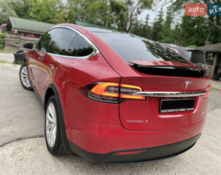 Красный Тесла Модель Х, объемом двигателя 0 л и пробегом 99 тыс. км за 30500 $, фото 34 на Automoto.ua