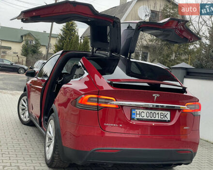 Красный Тесла Модель Х, объемом двигателя 0 л и пробегом 99 тыс. км за 30500 $, фото 15 на Automoto.ua