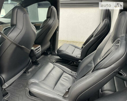 Красный Тесла Модель Х, объемом двигателя 0 л и пробегом 99 тыс. км за 30500 $, фото 7 на Automoto.ua