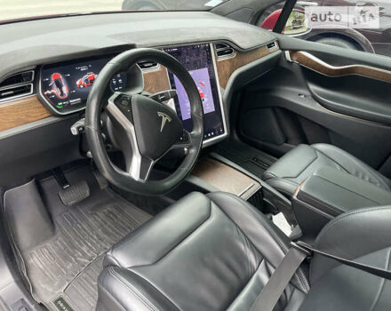 Красный Тесла Модель Х, объемом двигателя 0 л и пробегом 99 тыс. км за 30500 $, фото 64 на Automoto.ua