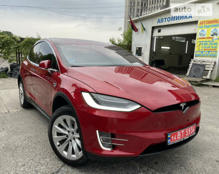 Красный Тесла Модель Х, объемом двигателя 0 л и пробегом 99 тыс. км за 30500 $, фото 33 на Automoto.ua