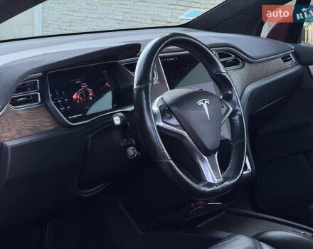 Червоний Тесла Модель Х, об'ємом двигуна 0 л та пробігом 129 тис. км за 27500 $, фото 26 на Automoto.ua