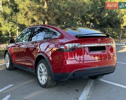 Красный Тесла Модель Х, объемом двигателя 0 л и пробегом 161 тыс. км за 20300 $, фото 7 на Automoto.ua