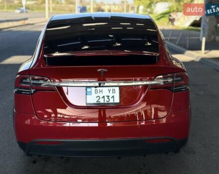 Красный Тесла Модель Х, объемом двигателя 0 л и пробегом 110 тыс. км за 28300 $, фото 5 на Automoto.ua