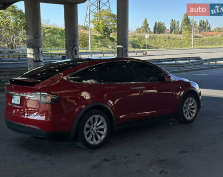 Красный Тесла Модель Х, объемом двигателя 0 л и пробегом 110 тыс. км за 27000 $, фото 4 на Automoto.ua