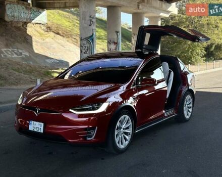 Красный Тесла Модель Х, объемом двигателя 0 л и пробегом 110 тыс. км за 28300 $, фото 9 на Automoto.ua