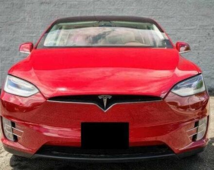 Красный Тесла Модель Х, объемом двигателя 0 л и пробегом 89 тыс. км за 14800 $, фото 1 на Automoto.ua