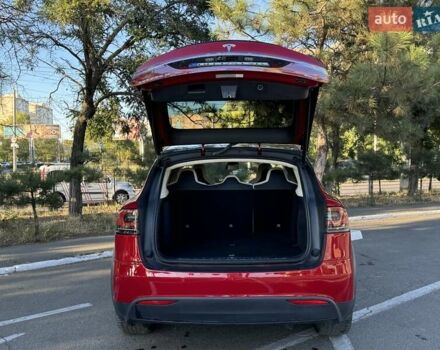 Красный Тесла Модель Х, объемом двигателя 0 л и пробегом 161 тыс. км за 20300 $, фото 12 на Automoto.ua