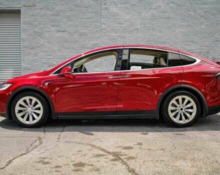 Красный Тесла Модель Х, объемом двигателя 0 л и пробегом 89 тыс. км за 14800 $, фото 3 на Automoto.ua