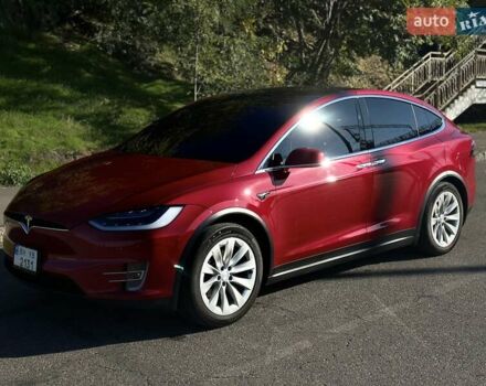 Красный Тесла Модель Х, объемом двигателя 0 л и пробегом 110 тыс. км за 28300 $, фото 38 на Automoto.ua