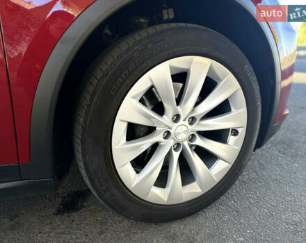 Красный Тесла Модель Х, объемом двигателя 0 л и пробегом 110 тыс. км за 27000 $, фото 26 на Automoto.ua