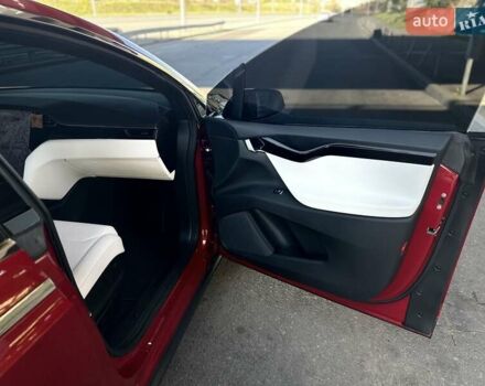 Красный Тесла Модель Х, объемом двигателя 0 л и пробегом 110 тыс. км за 28300 $, фото 16 на Automoto.ua