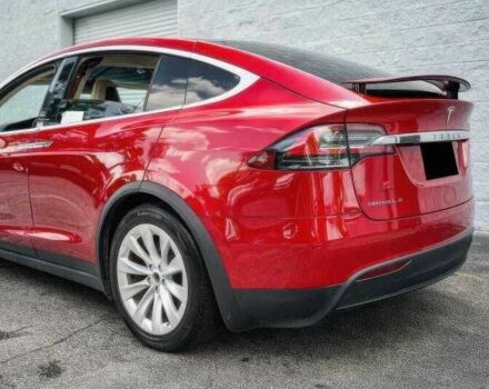 Красный Тесла Модель Х, объемом двигателя 0 л и пробегом 89 тыс. км за 14800 $, фото 4 на Automoto.ua