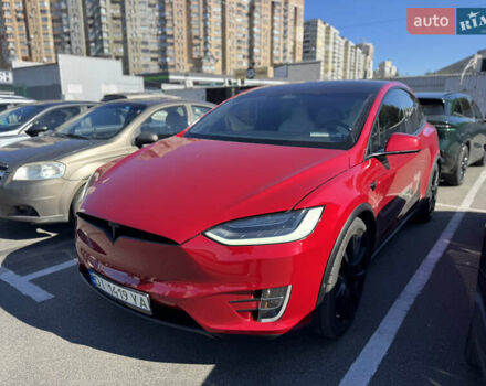 Красный Тесла Модель Х, объемом двигателя 0 л и пробегом 98 тыс. км за 40000 $, фото 1 на Automoto.ua