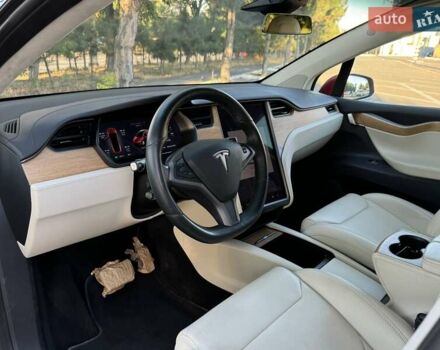 Красный Тесла Модель Х, объемом двигателя 0 л и пробегом 161 тыс. км за 20300 $, фото 15 на Automoto.ua