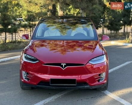 Красный Тесла Модель Х, объемом двигателя 0 л и пробегом 161 тыс. км за 21999 $, фото 2 на Automoto.ua