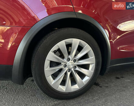 Красный Тесла Модель Х, объемом двигателя 0 л и пробегом 110 тыс. км за 27000 $, фото 27 на Automoto.ua