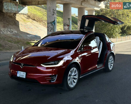 Красный Тесла Модель Х, объемом двигателя 0 л и пробегом 110 тыс. км за 27000 $, фото 9 на Automoto.ua