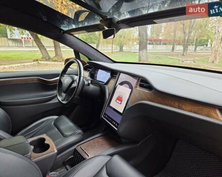 Тесла Модель Х 2019 у Дніпро (Дніпропетровську) на Automoto.ua Червоний Тесла Модель Х, об'ємом двигуна 0 л та пробігом 127 тис. км за 28500 $, фото 12 на Automoto.ua