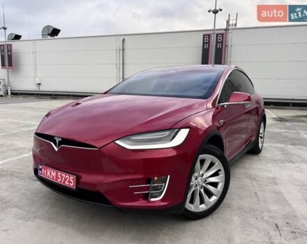 Красный Тесла Модель Х, объемом двигателя 0 л и пробегом 89 тыс. км за 32900 $, фото 1 на Automoto.ua