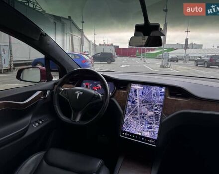 Красный Тесла Модель Х, объемом двигателя 0 л и пробегом 89 тыс. км за 32900 $, фото 53 на Automoto.ua