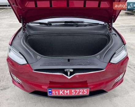 Красный Тесла Модель Х, объемом двигателя 0 л и пробегом 89 тыс. км за 32900 $, фото 11 на Automoto.ua