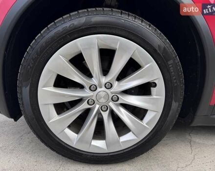 Красный Тесла Модель Х, объемом двигателя 0 л и пробегом 89 тыс. км за 32900 $, фото 66 на Automoto.ua