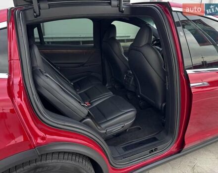 Красный Тесла Модель Х, объемом двигателя 0 л и пробегом 89 тыс. км за 32900 $, фото 52 на Automoto.ua