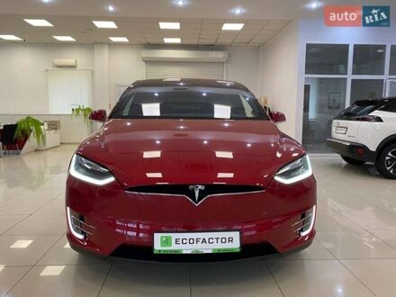 Тесла Модель Х 2016 у Одесі на Automoto.ua Червоний Тесла Модель Х, об'ємом двигуна 0 л та пробігом 42 тис. км за 39000 $, фото 1 на Automoto.ua