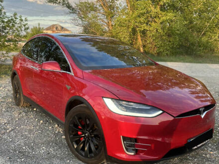 Червоний Тесла Модель Х, об'ємом двигуна 0 л та пробігом 60 тис. км за 30000 $, фото 1 на Automoto.ua