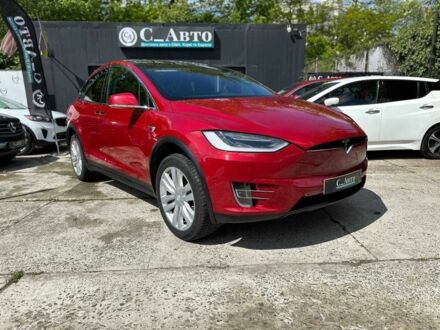 Тесла Модель Х 2016 в Черновцах на Automoto.ua Красный Тесла Модель Х, объемом двигателя 0 л и пробегом 116 тыс. км за 18900 $, фото 1 на Automoto.ua