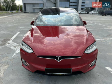 Красный Тесла Модель Х, объемом двигателя 0 л и пробегом 120 тыс. км за 25000 $, фото 1 на Automoto.ua
