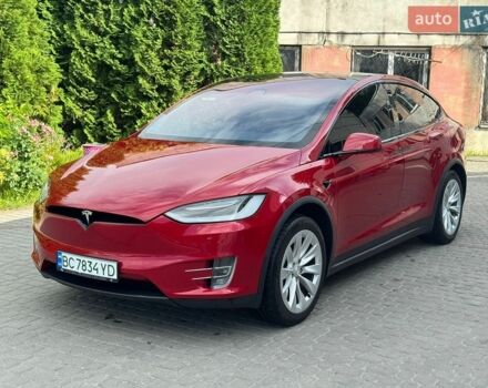 Красный Тесла Модель Х, объемом двигателя 0 л и пробегом 145 тыс. км за 23700 $, фото 1 на Automoto.ua