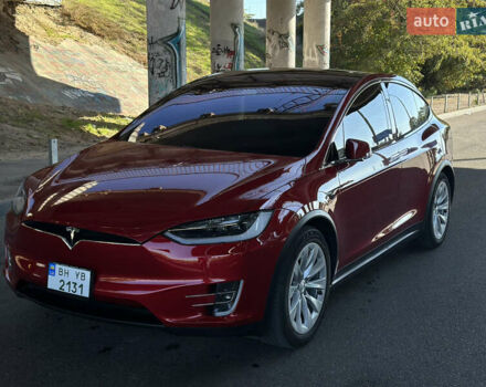 Красный Тесла Модель Х, объемом двигателя 0 л и пробегом 110 тыс. км за 27000 $, фото 1 на Automoto.ua