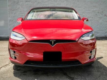 Тесла Модель Х 2018 в Ровно на Automoto.ua Красный Тесла Модель Х, объемом двигателя 0 л и пробегом 45 тыс. км за 18200 $, фото 1 на Automoto.ua