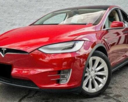 Красный Тесла Модель Х, объемом двигателя 0 л и пробегом 89 тыс. км за 14800 $, фото 1 на Automoto.ua