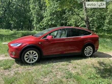 Красный Тесла Модель Х, объемом двигателя 0 л и пробегом 35 тыс. км за 32500 $, фото 1 на Automoto.ua