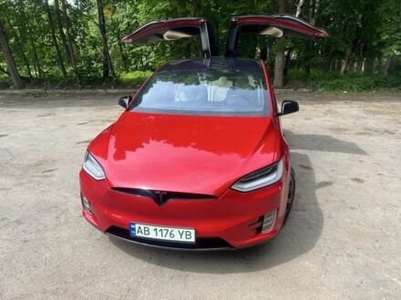 Красный Тесла Модель Х, объемом двигателя 0 л и пробегом 100 тыс. км за 26500 $, фото 1 на Automoto.ua