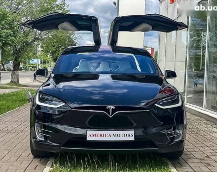 Тесла Модель Х, об'ємом двигуна 0 л та пробігом 64 тис. км за 41459 $, фото 3 на Automoto.ua