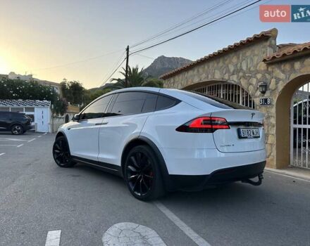 Тесла Модель Х 2016 в Киеве на Automoto.ua Тесла Модель Х, объемом двигателя 0 л и пробегом 142 тыс. км за 31000 $, фото 3 на Automoto.ua