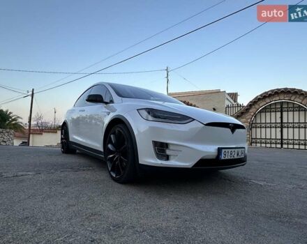 Тесла Модель Х 2016 в Киеве на Automoto.ua Тесла Модель Х, объемом двигателя 0 л и пробегом 142 тыс. км за 31000 $, фото 4 на Automoto.ua