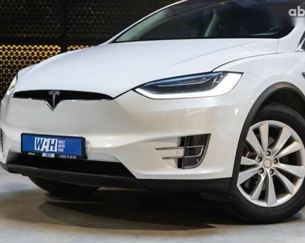 Тесла Модель Х, объемом двигателя 0 л и пробегом 129 тыс. км за 22500 $, фото 1 на Automoto.ua