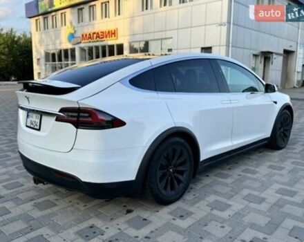 Тесла Модель Х, объемом двигателя 0 л и пробегом 107 тыс. км за 28522 $, фото 6 на Automoto.ua