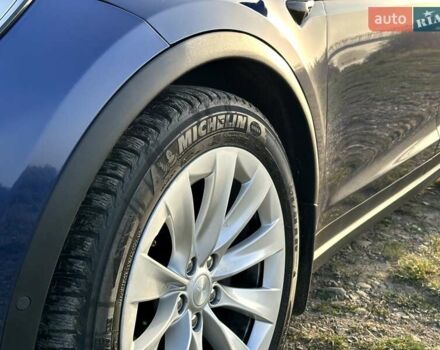 Тесла Модель Х, объемом двигателя 0 л и пробегом 217 тыс. км за 19999 $, фото 9 на Automoto.ua