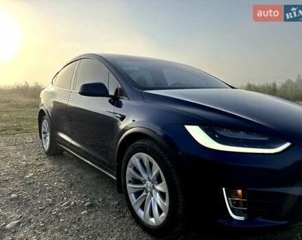 Тесла Модель Х, объемом двигателя 0 л и пробегом 217 тыс. км за 19999 $, фото 10 на Automoto.ua