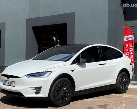 Тесла Модель Х, объемом двигателя 0 л и пробегом 123 тыс. км за 31499 $, фото 3 на Automoto.ua