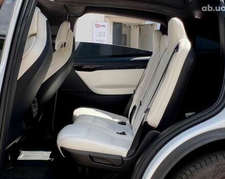 Тесла Модель Х, объемом двигателя 0 л и пробегом 123 тыс. км за 31499 $, фото 14 на Automoto.ua