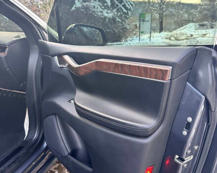 Тесла Модель Х, объемом двигателя 0 л и пробегом 70 тыс. км за 27500 $, фото 11 на Automoto.ua