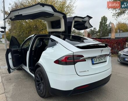 Тесла Модель Х, об'ємом двигуна 0 л та пробігом 130 тис. км за 18888 $, фото 1 на Automoto.ua